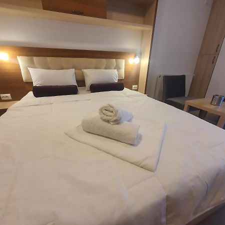 Apartament Garsoniera Matei Basarab 97 Bukareszt Zewnętrze zdjęcie